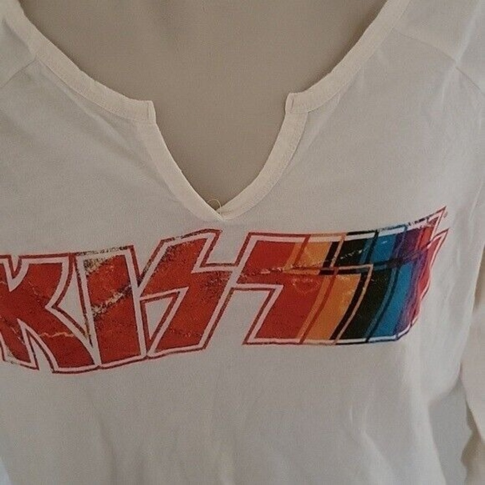 LUCKY BRAND KIZZ Rock Band Long Sleeve Top S Long Sleeve V-NECK white 90'S - Picture 2 of 5